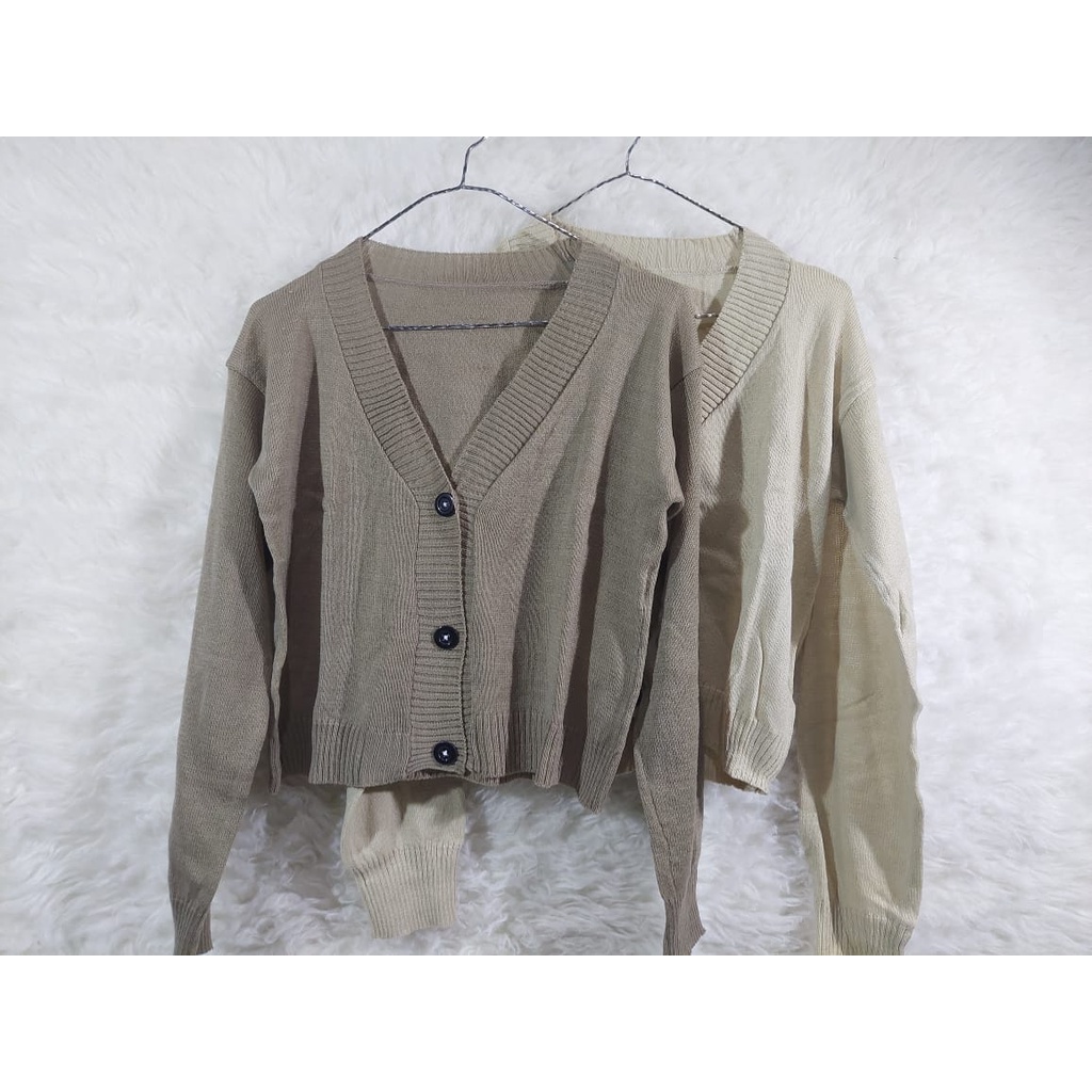 Cardi V Neck basic rajut