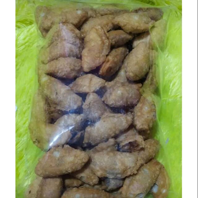 

Pastel isi abon-400gr-gurih-crunch-jajanan murah-cemilan enak