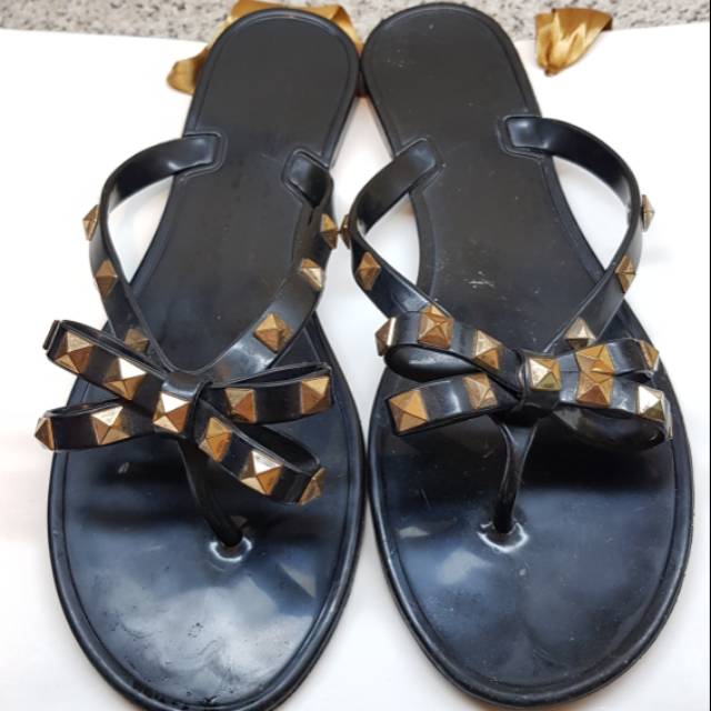 Sandal Valentino Preloved