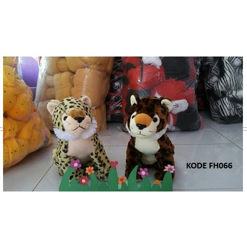 boneka macan jumbo putih tutul loreng kemayoran