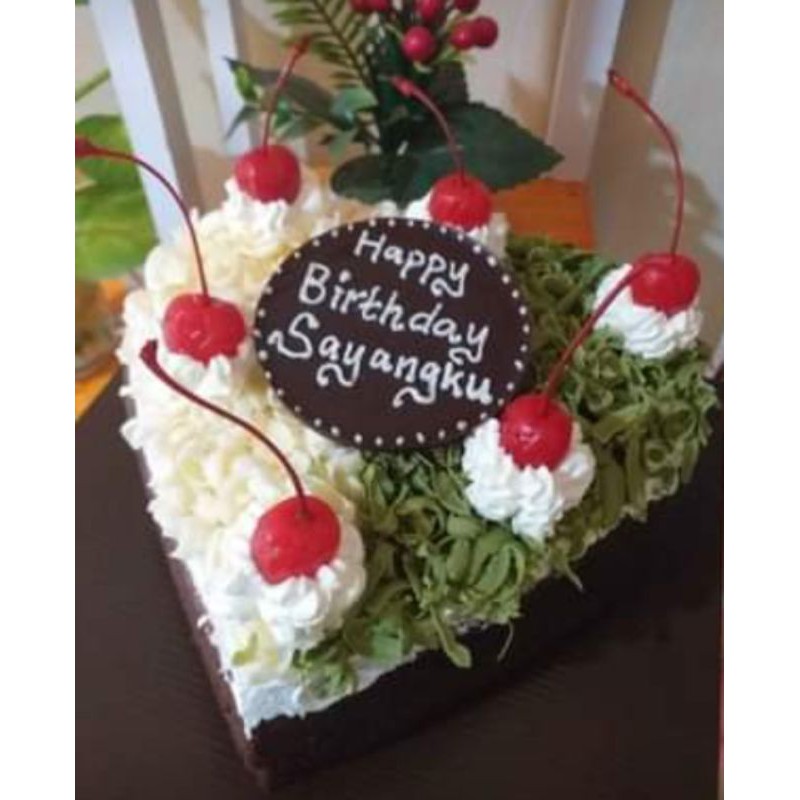

Kue Ulang Tahun Grentea Love