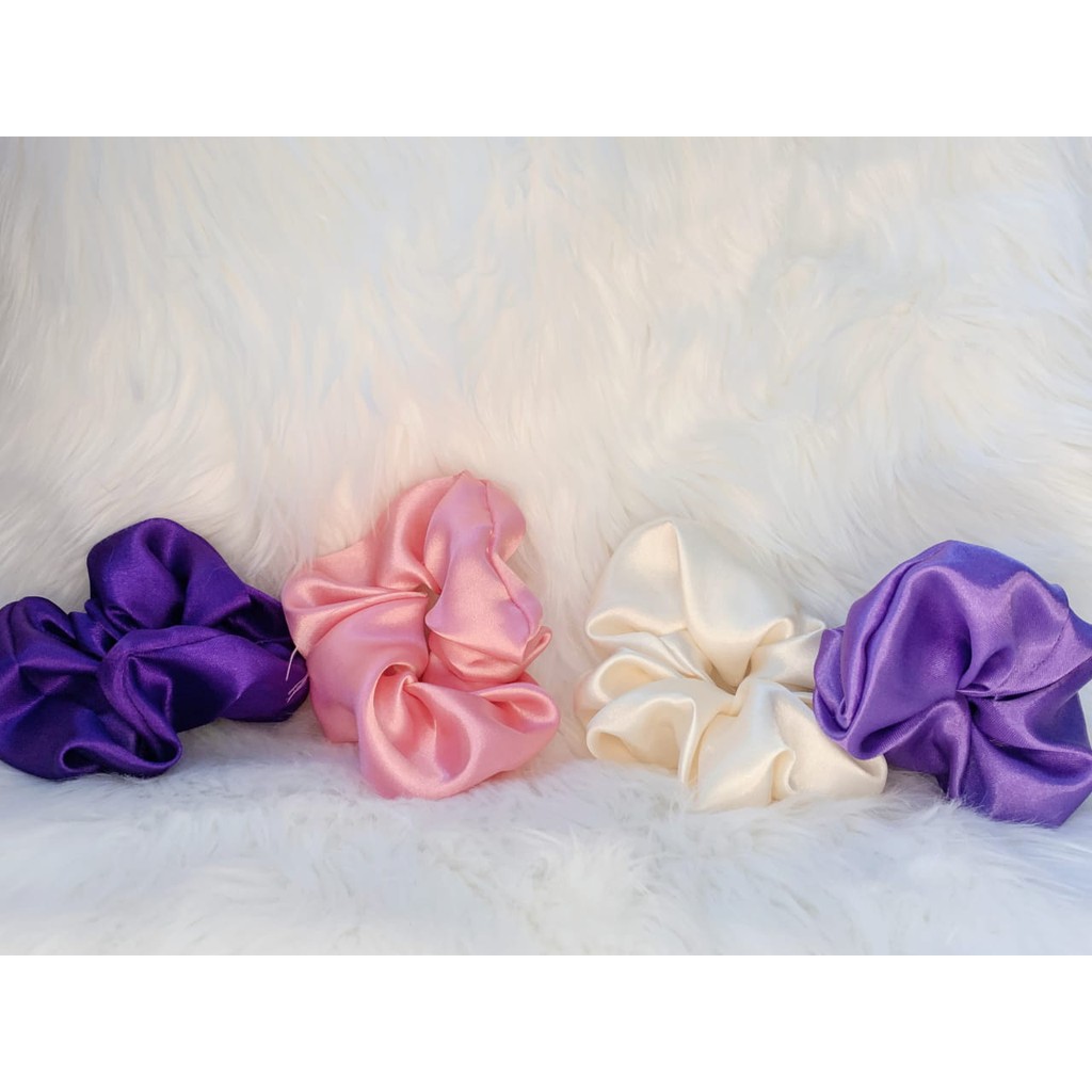 Scrunchie // ikat rambut // ikat rambut jumbo // ikat rambut hijab // kuncir rambut