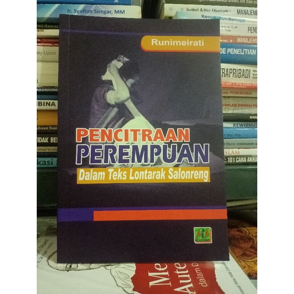 

original buku pencitraan perempuan dalam teks lontarak salonreng