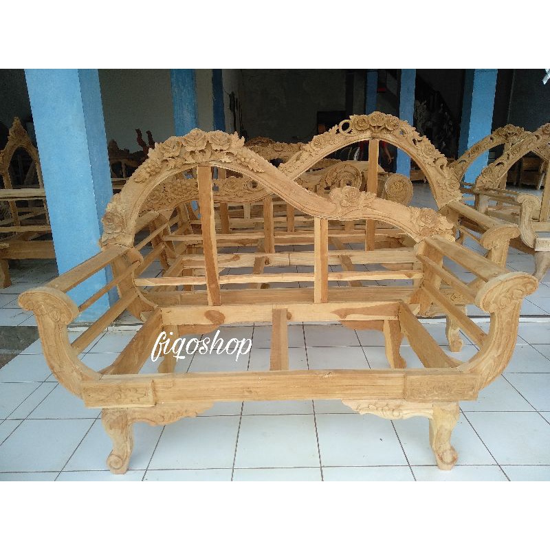Rangka Sofa ukir anggur mawar Bagus Kayu Jati Furniture Jepara