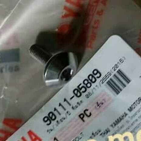 Baut L body yamaha Xride asli Yamaha GP Ori yamaha asli