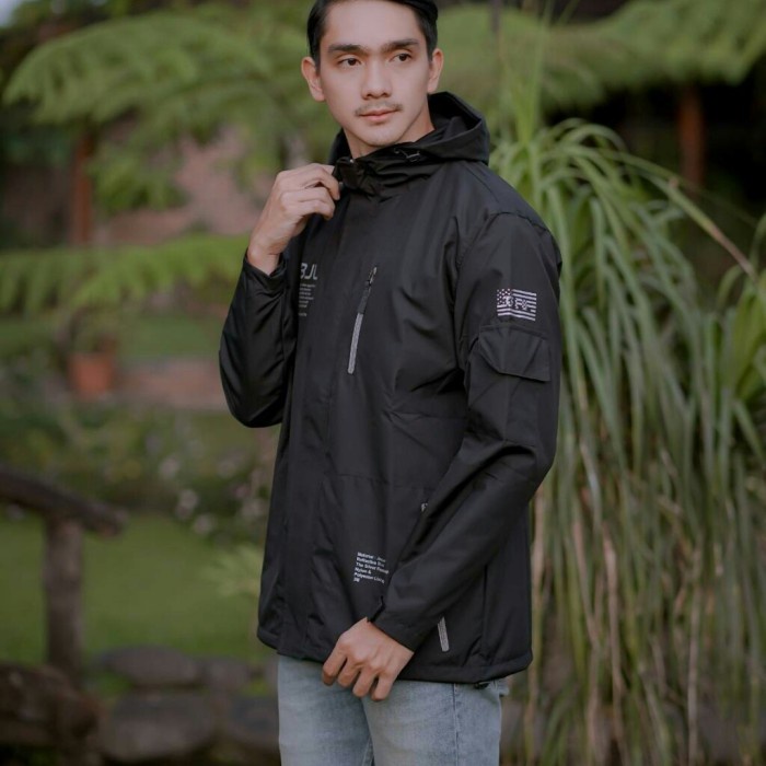 jaket parasut pria outdoor gunung kuning M fit L cagoule - Hitam(Q9Q0) Jaket Pria Import Jaket Pria 