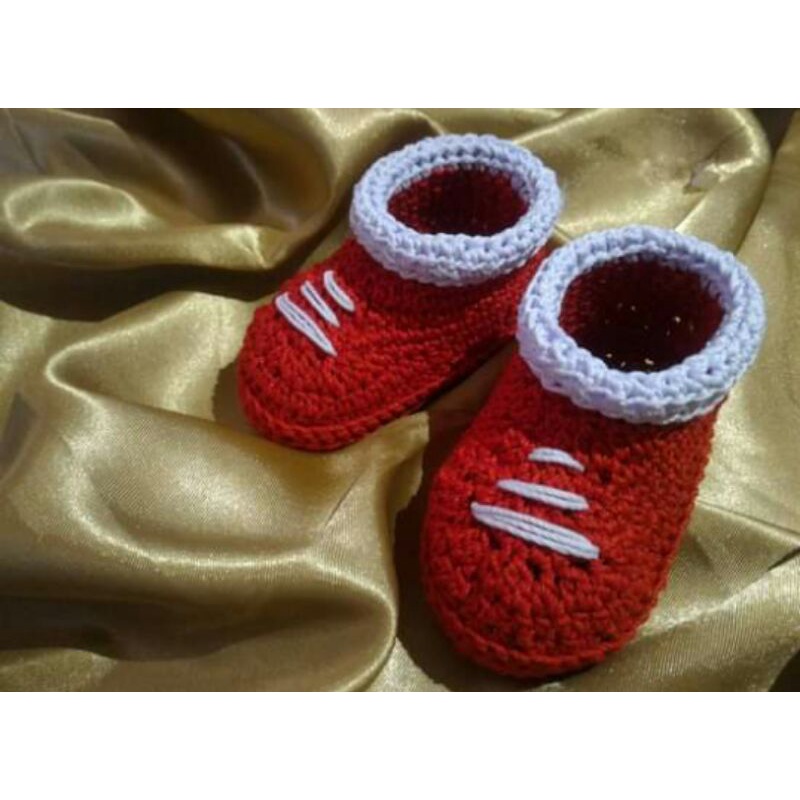 Sepatu bayi rajut / sepatu bayi / sepatu rajut / sepatu prewalker baby / sepatu cowok cewek