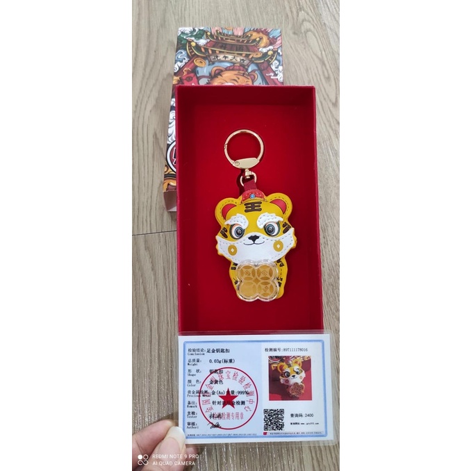 

Best Product!!! Hadiah / Souvenir Imlek / Kado Imlek Gantungan + Kotak + Sertifikat - Paling Diminati