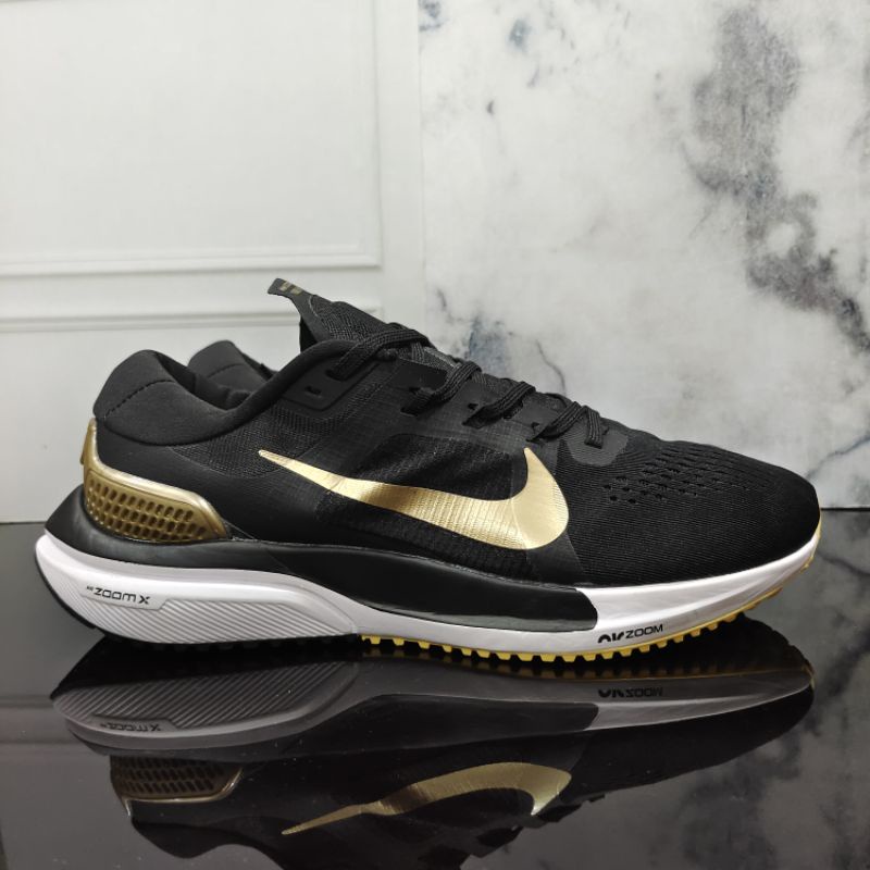 Nike Air Zoom Vomero 15 Black Gold