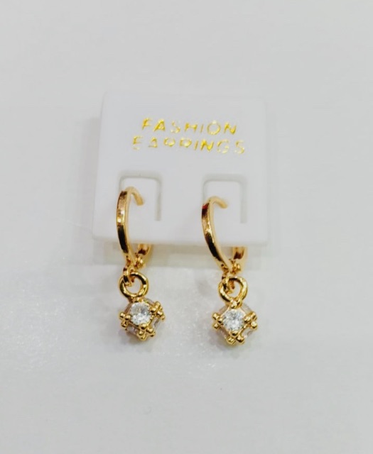 Anting wanita // anting bola permata // anting jurai //anting pengganti emas // anting