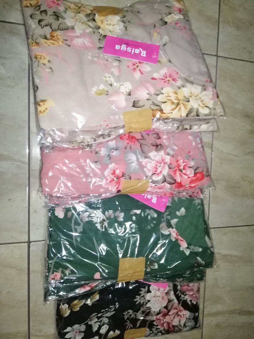 Hanger Model Kupu Kupu Warna Hitam