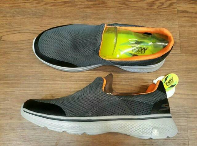 Sepatu pria Skechers go walk 4 men