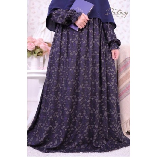 Ditsy triangle jetblack nightgown