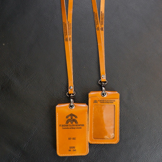 

ID CARD HOLDER