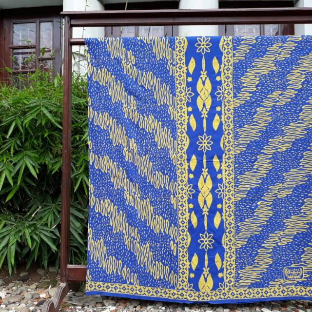 Sarung batik sembodo