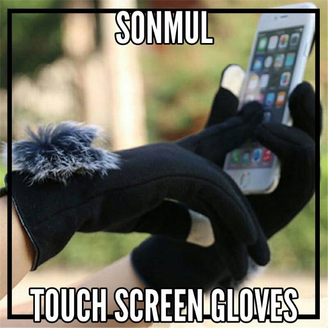 READY Woman Winter Autumn Touch Screen Pompom Gloves Sarung Tangan Musim Dingin