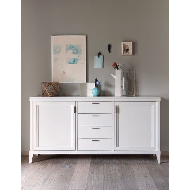 bufet hias ruang tamu minimalis