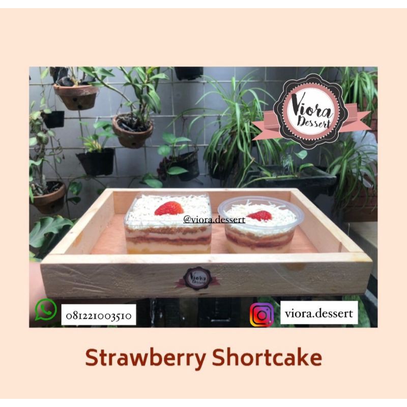 

Hampers Lebaran Natal Birthday Dessert Box Jajanan Makanan Kue Strawberry Shortcake Cheese Dessert Box Kekinian