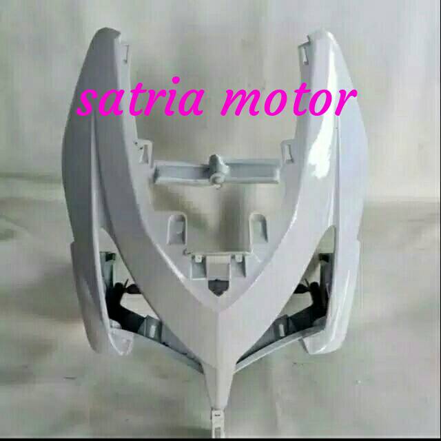 tameng bodi depan vario 110 karbu putih