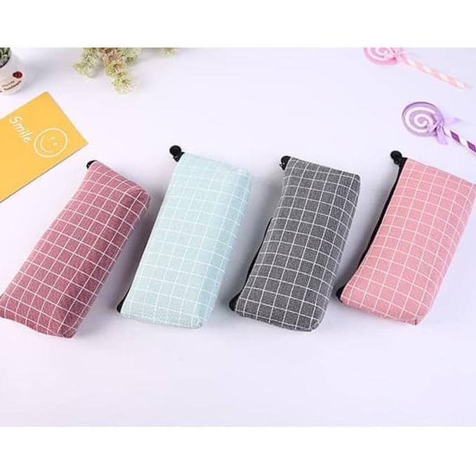 

TP0065 Tempat Pensil Motif Kotak Kotak/ Tempat Kosmetik - Merah Muda HEMAT