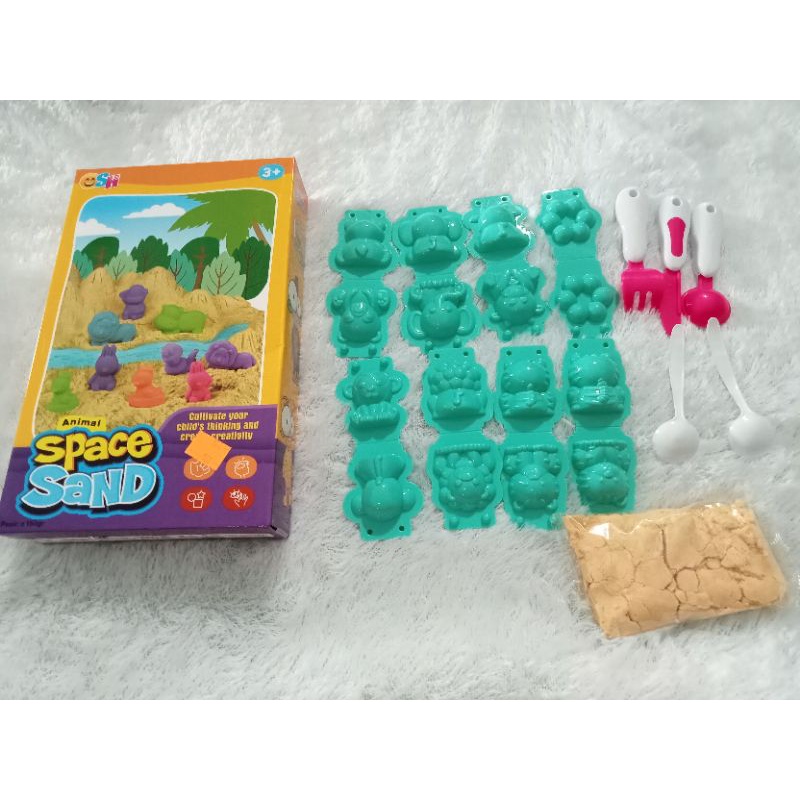 Mainan edukasi pasir kinetik dan cetakan