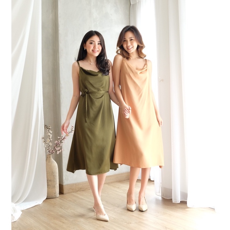 Saint Dress - Pakaian Wanita