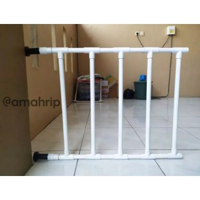 Pagar pengaman bayi / pagar bayi / pagar pintu pengaman bayi / Baby Gate / Baby safety gate