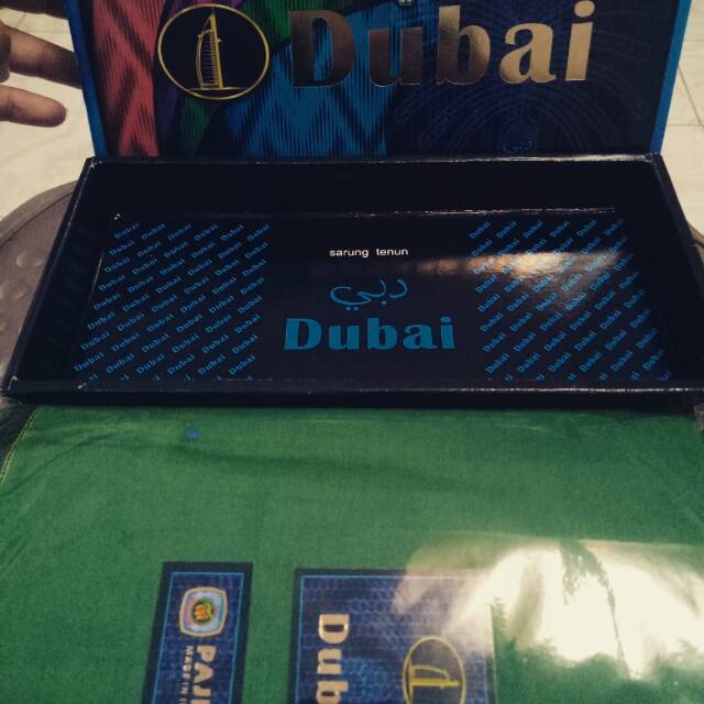 sarung cap mangga dubai