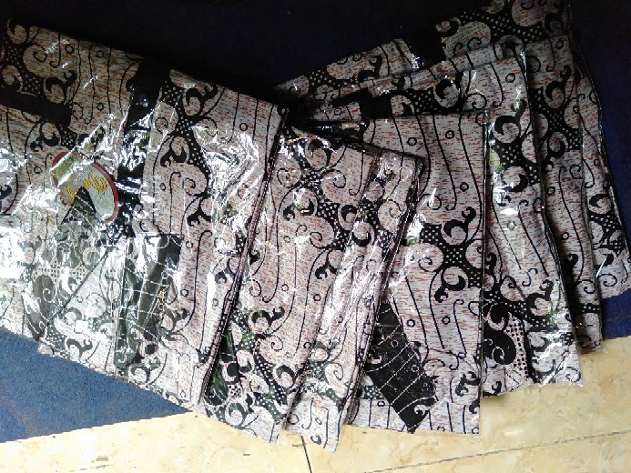 Bswart Batik Hrb026 Kenongo Hem Pendek Padi Pekalongan M L Xl Batik Pria Murah Modern Grosir