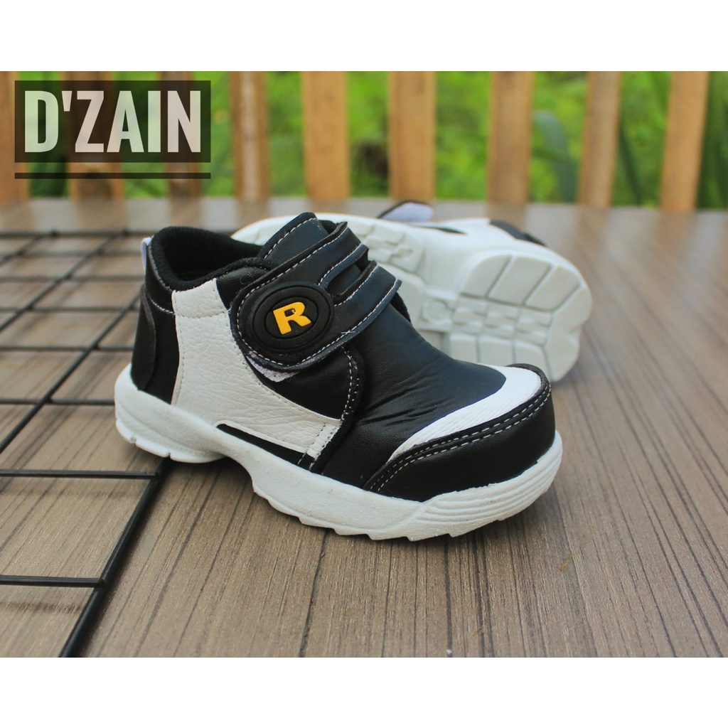 sepatu anak sneaker murah/sepatu balita murah