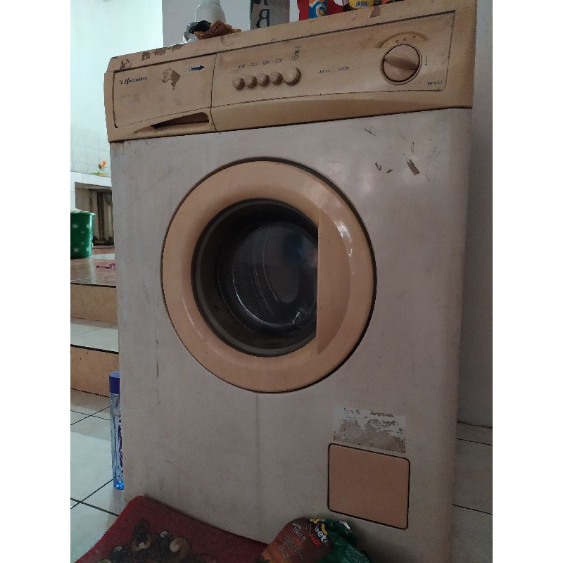mesin cuci bekas