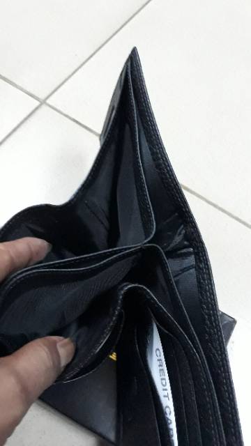 Dompet Kulit 3 Dimensi