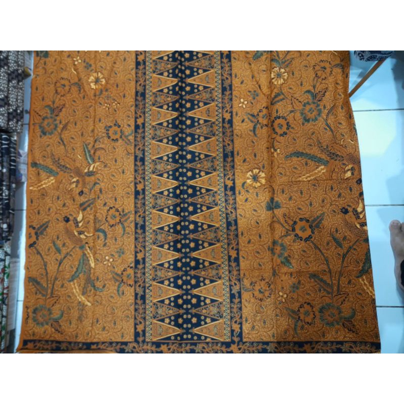 Sarung batik kwalitas bagus batik solo batik sragen batik Indonesia budaya Indonesia batik katun