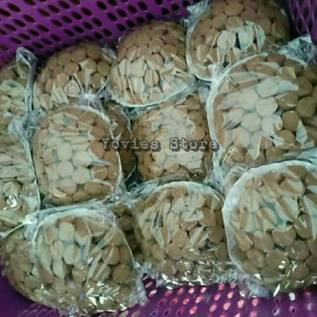 Dupa Kerucut Kayu Gaharu Buaya Kalimantan Asli Super Wangi isi 50 Biji