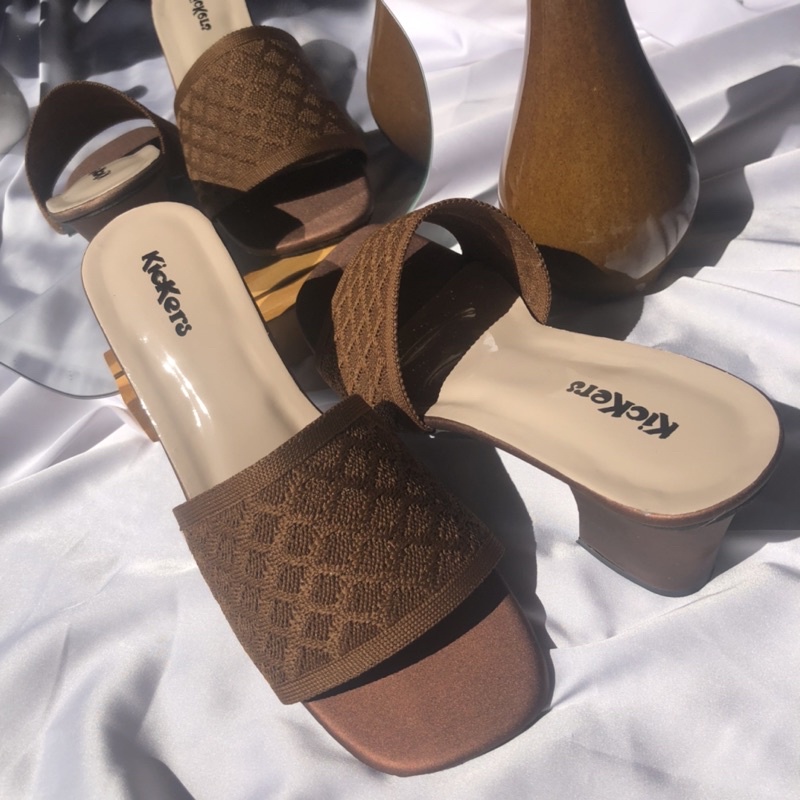 SANDAL HIGHHEELS SLOP RAJUT CEWEK JELLY TERLARIS MASA KINI POPULER HIGHHEELS LINA Sepatu Heels Wanita Selop Formal Cantik Nyaman Sepatu Selop Rajut Hak Tahu Sepatu Sandal Heels Rajut Selop Wanita/Sandal Dixie Rajut/Sendal Selop Kokop Rajut