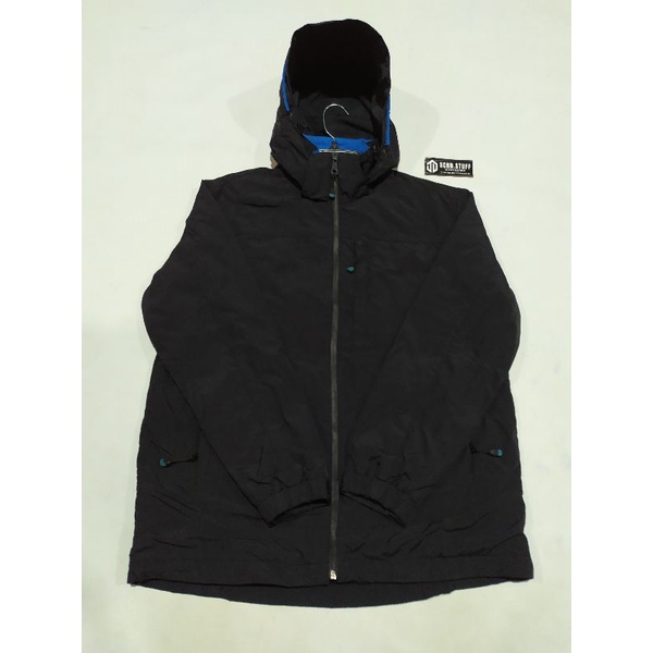 JAKET OUTDOOR L. BRENN