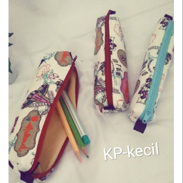 

Kotak pensil kecil