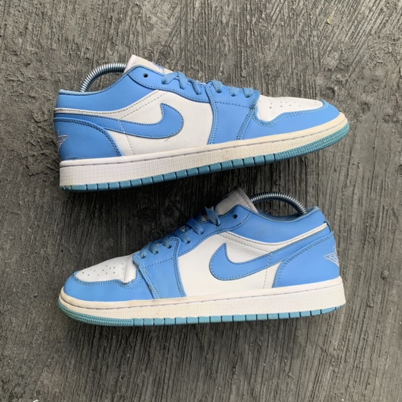 Nike Air Jordan 1 Low UNC University Blue - Second