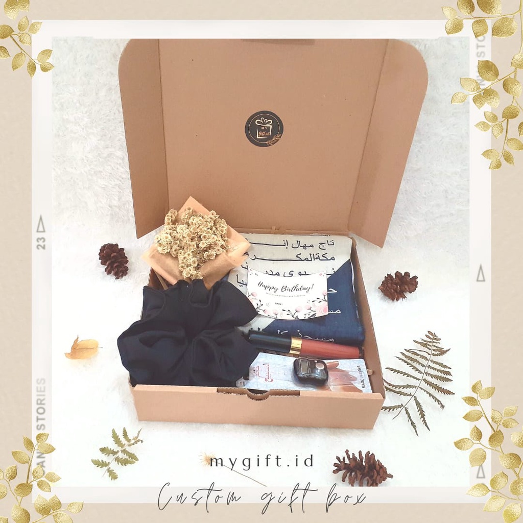 

PAKET HAMPERS HIJAB KORAN ARAB/ HADIAH ULTAH/ GIFT BOX GRADUATION/ B04