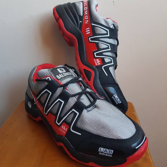 Sepatu adidas salomon merah