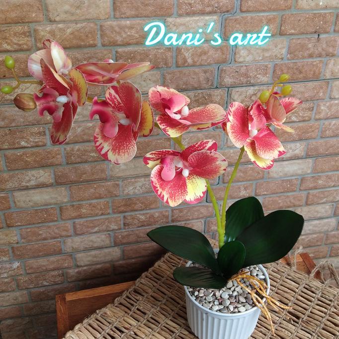 Bunga anggrek latex/ anggrek premium/ anggrek palsu/ bunga plastik