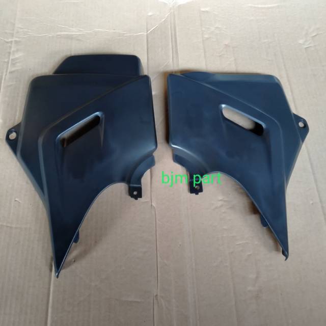 Tutup bok aki Tiger lama Tiger 2000