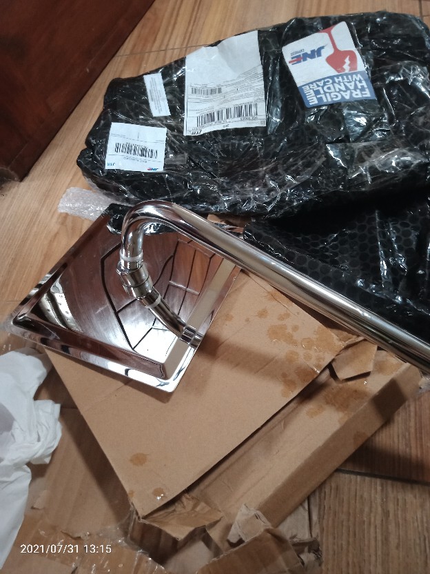 1 Set Wall Shower 8 Inc Tanpa Bobok Include Selang 2 Meter