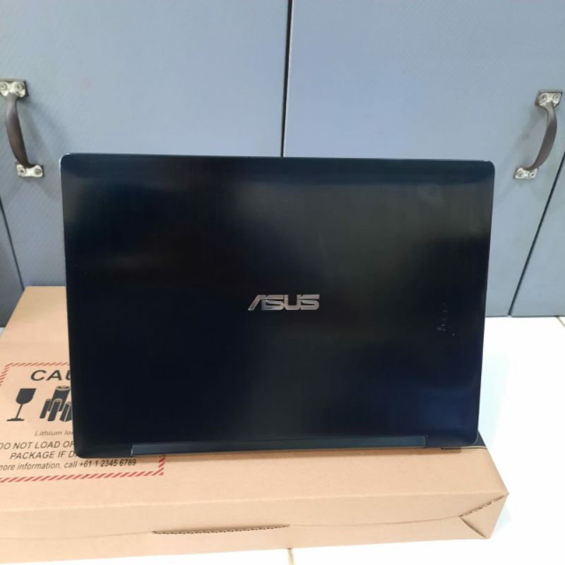 Asus TP201S  2in 1 Flip bisa jadi tablet Touchsreen intel N3710 Ram 4Gb/HDD 500Gb