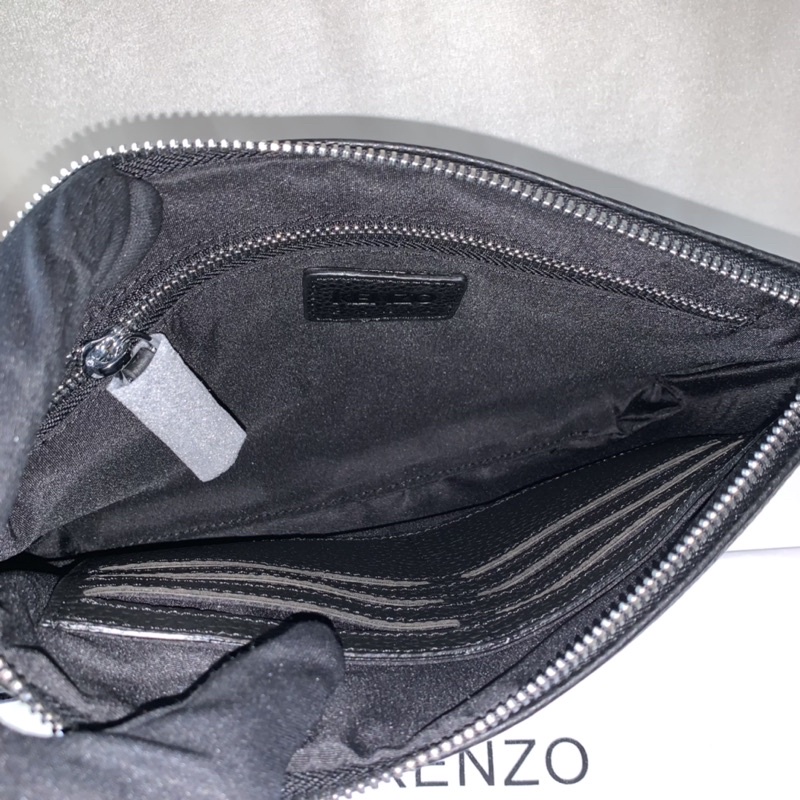 KENZ0 Tiger Clutch Pouch Full Leather Embossed Black