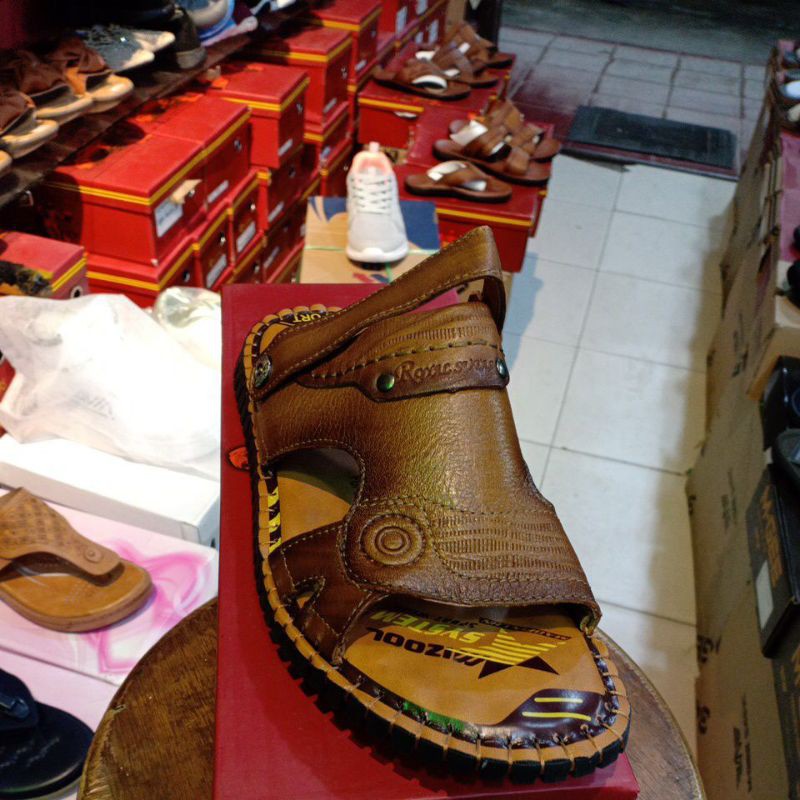 Royal sutas | sandal kulit import