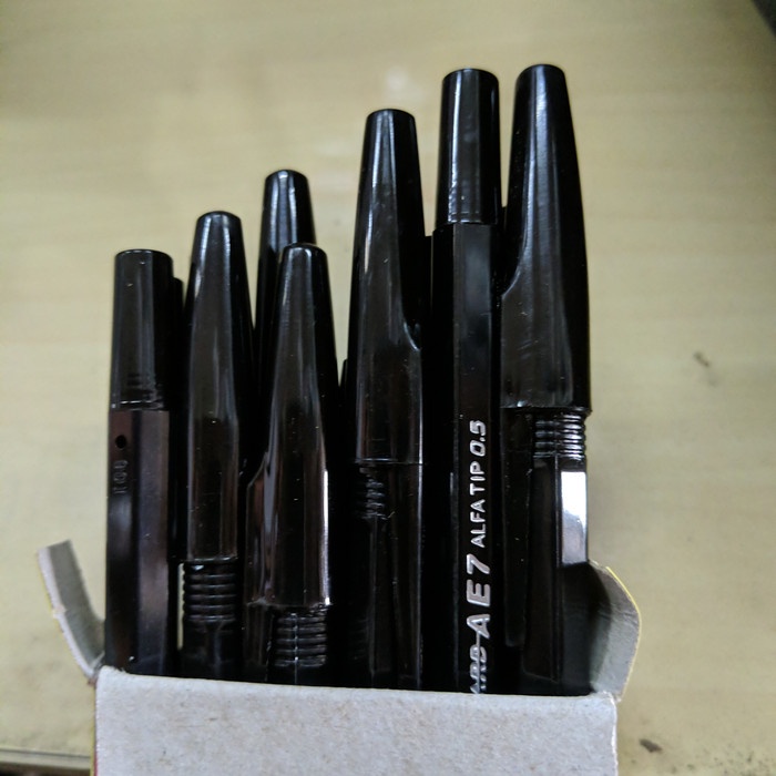 

SALE Bolpen bulpen pena STANDARD AE7 0.5 alat tulis - Hitam