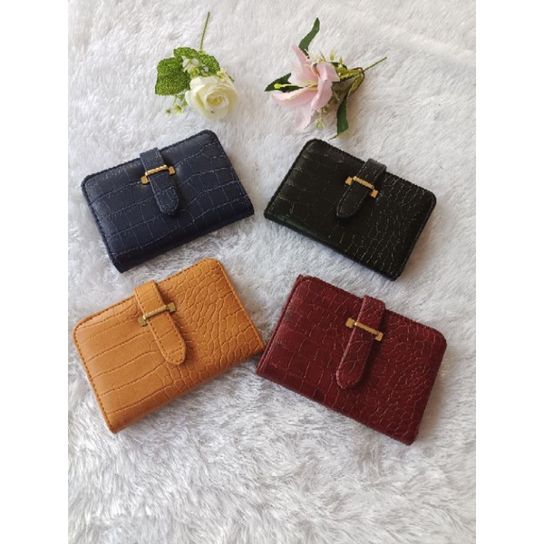 Dompet Lipat Wanita Reva