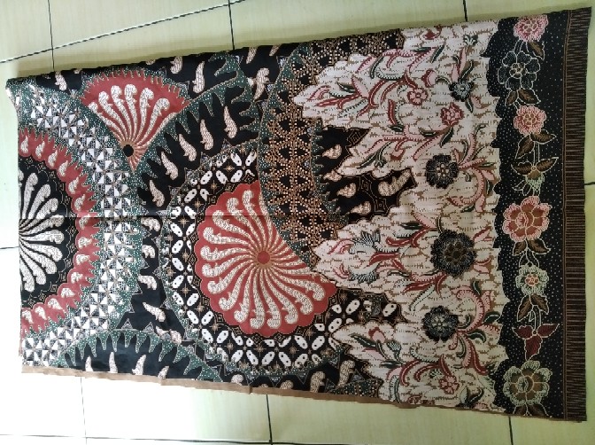 Kain Batik Solo (cabut) Motif Abiseto