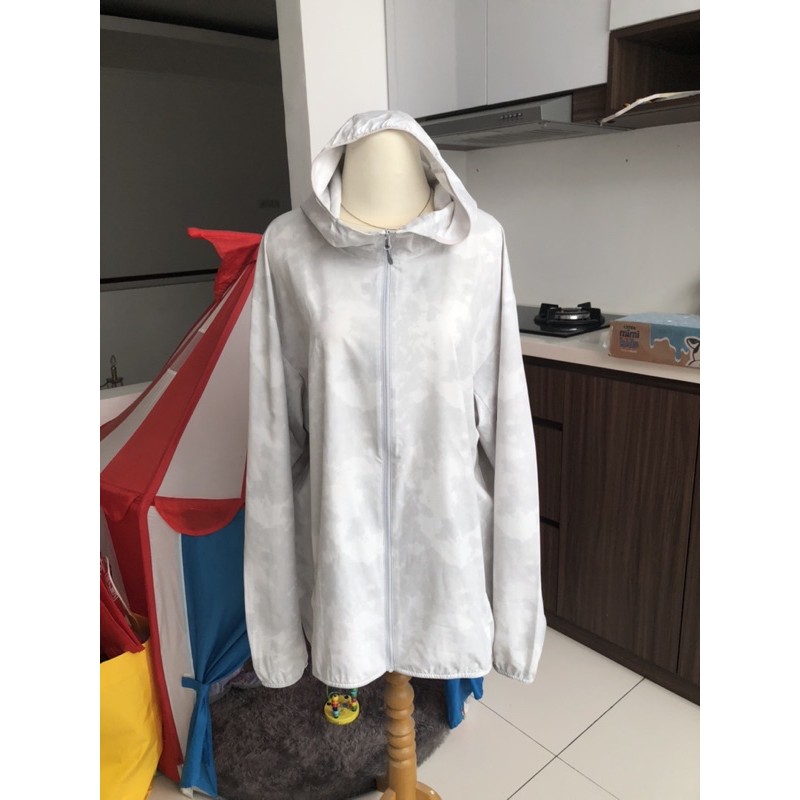 Uniqlo Pocketable Parka UV Protect XL Men (Preloved)